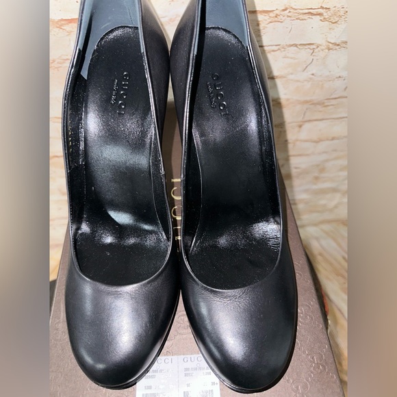 GUCCI Heels - Picture 4 of 11